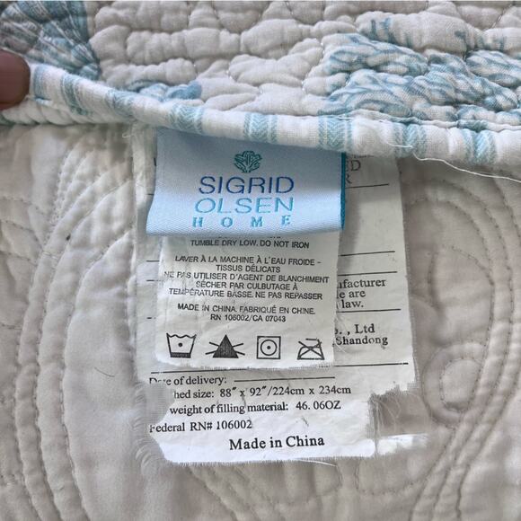 SIGRID OLSEN HOME Bedspread Quilt "85 x 81.5" Sea Life Quilted Blanket Cotton - Picture 7 of 12